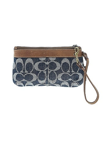 Coach Wristlet (view 2)
