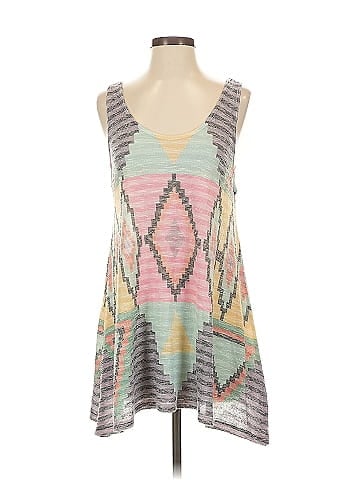 Karlie Tank Top (view 1)