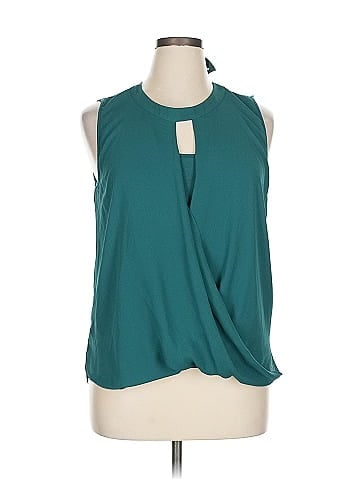 41Hawthorn Sleeveless Blouse (view 1)