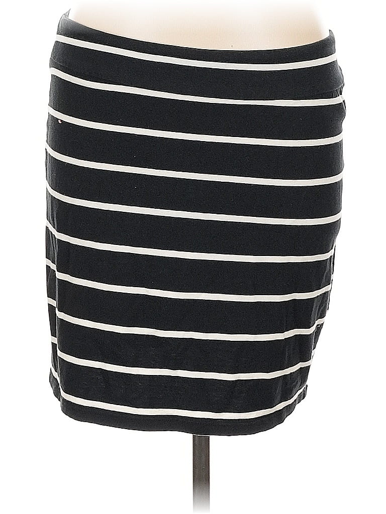 Pre-owned Xhilaration Casual Skirt In Black