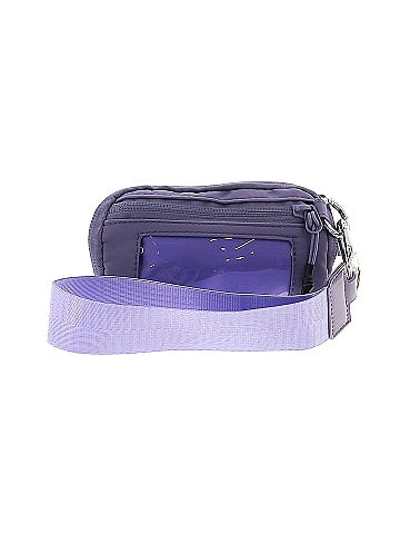 Unbranded Wristlet (view 1)