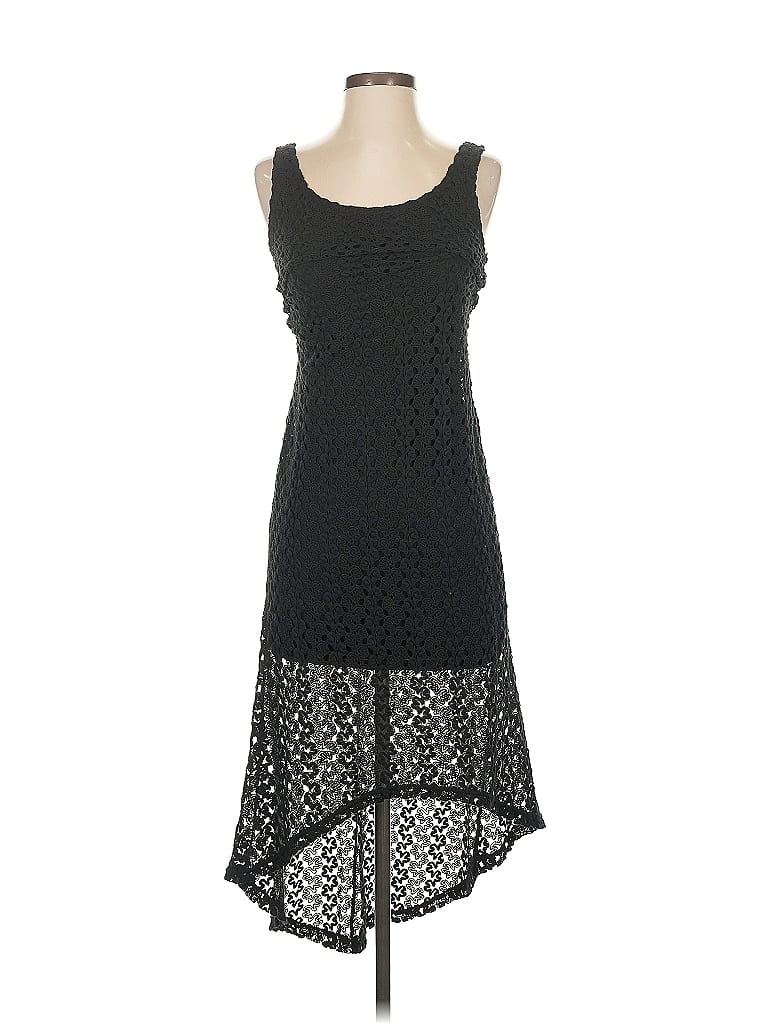 Pre-owned Xhilaration Casual Dress In Black