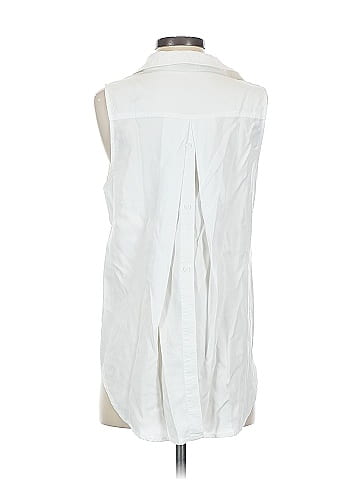 Cloth & Stone Sleeveless Button-Down Shirt (view 2)