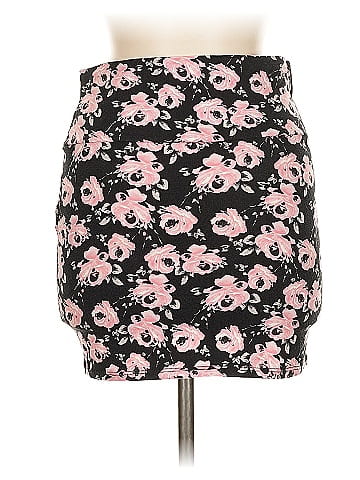 Charlotte Russe Casual Skirt (view 2)
