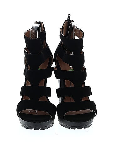 REPORT Heels (view 2)