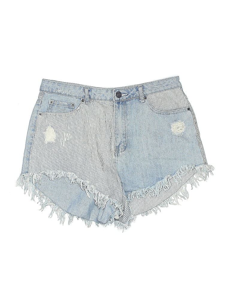 Click to view more detailed imagery on our partner's website Pre-owned Rue21 Denim Shorts In Blue