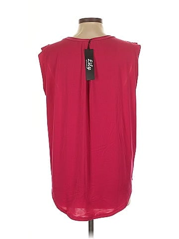 Lily by Firmiana Sleeveless T-Shirt (view 2)