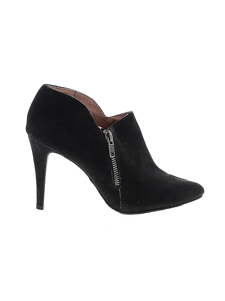 Pre-owned Assorted Brands Heels In Black