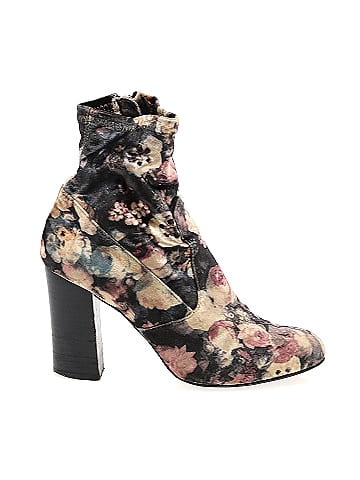 REPORT Boots (view 1)