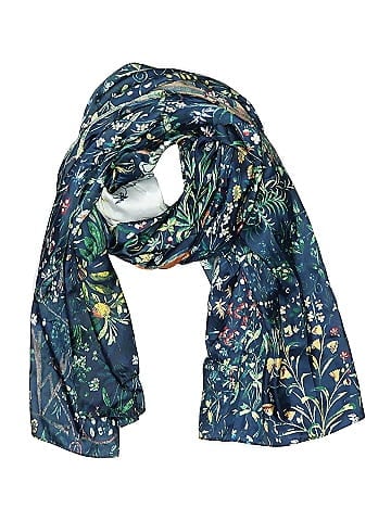 The Metropolitan Museum of Art New York Silk Scarf (view 1)
