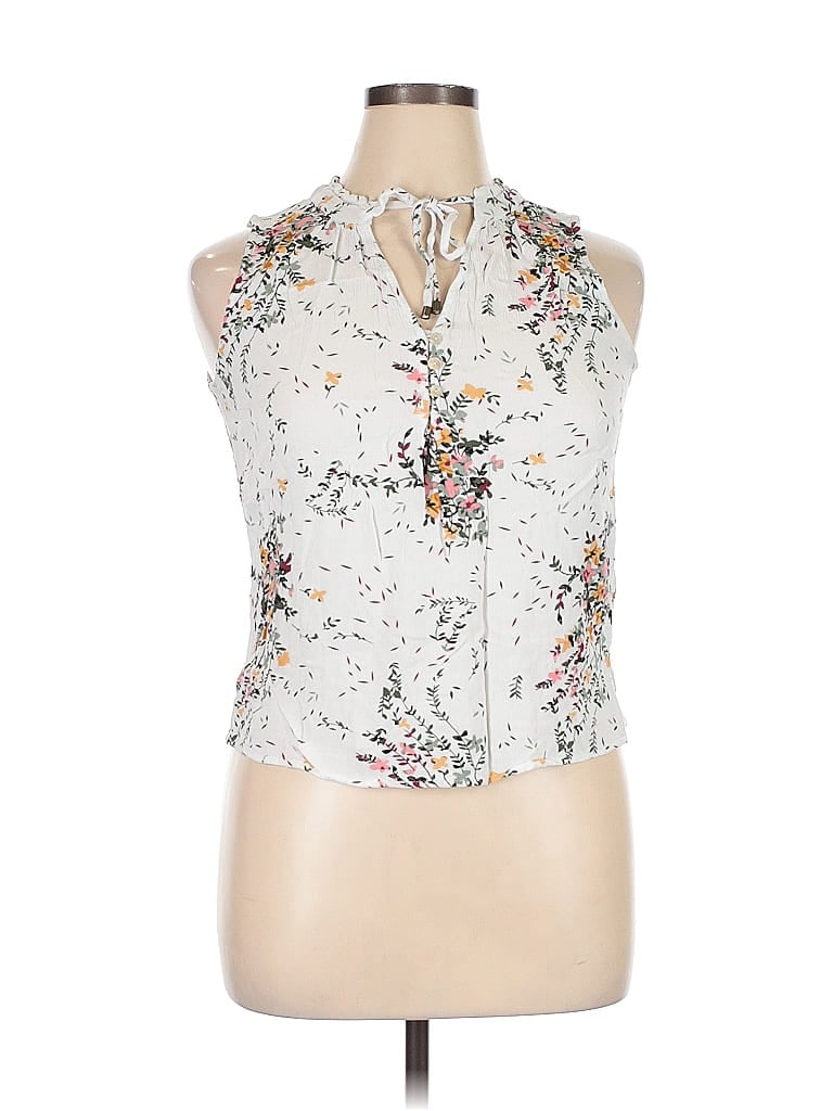 Pre-owned Mix By 41 Hawthorn Sleeveless Blouse In White