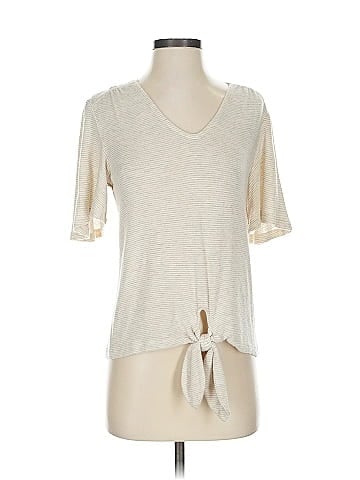 Jun & Ivy Short Sleeve Top (view 1)