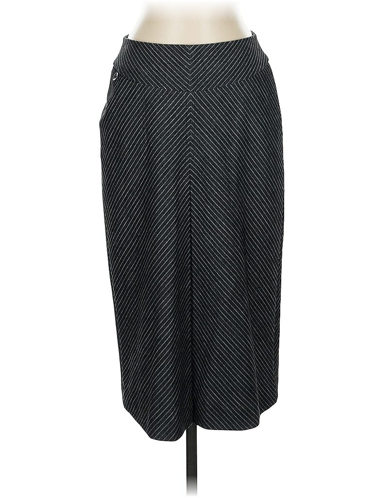 Click to view more detailed imagery on our partner's website Pre-owned Caslon Casual Skirt In Gray