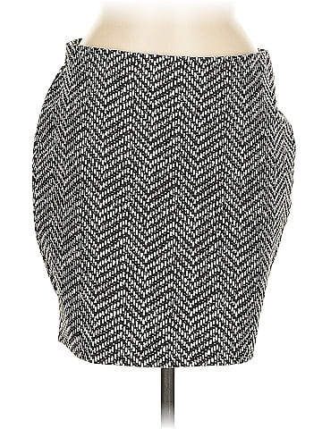 Old Navy Casual Skirt (view 1)