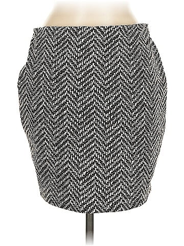 Old Navy Casual Skirt (view 2)