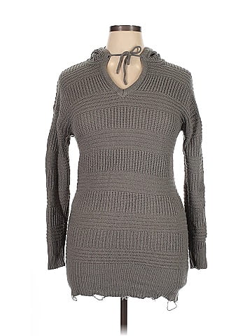 Derek Heart Pullover Sweater (view 1)