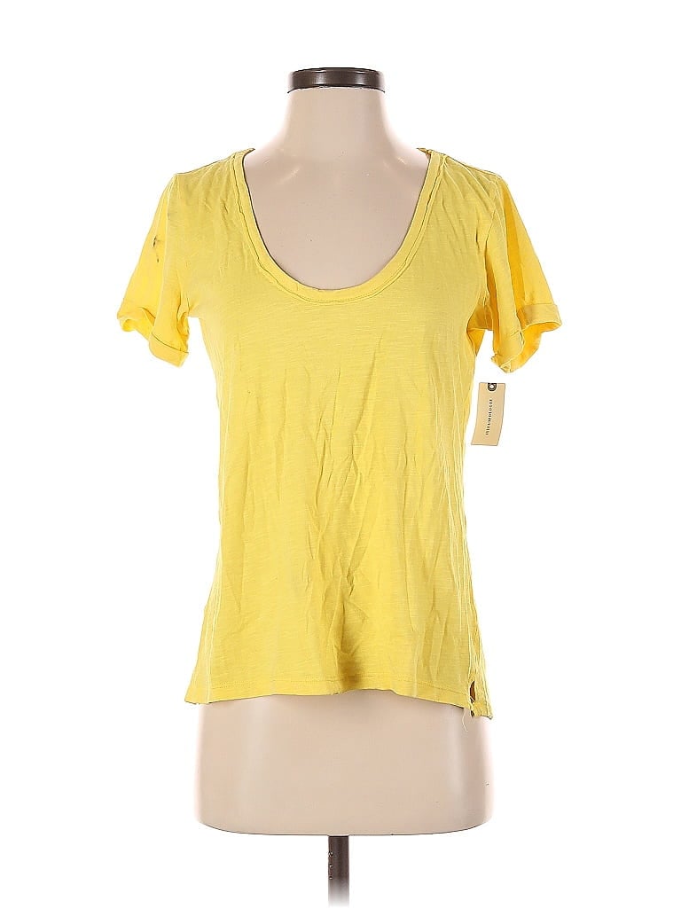 Click to view more detailed imagery on our partner's website Pre-owned Daily Practice By Anthropologie Short Sleeve Top Yellow Scoop Neck Tops
