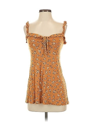 PrettyLittleThing Tank Top (view 1)