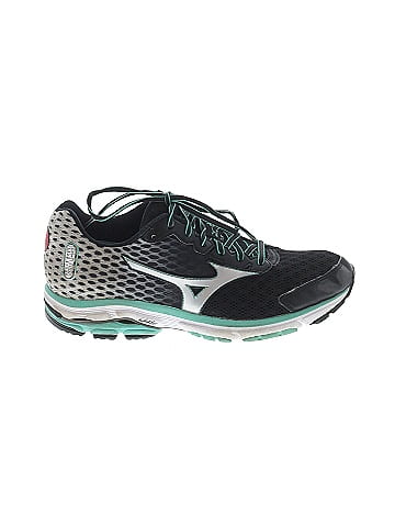 Mizuno Sneakers (view 1)
