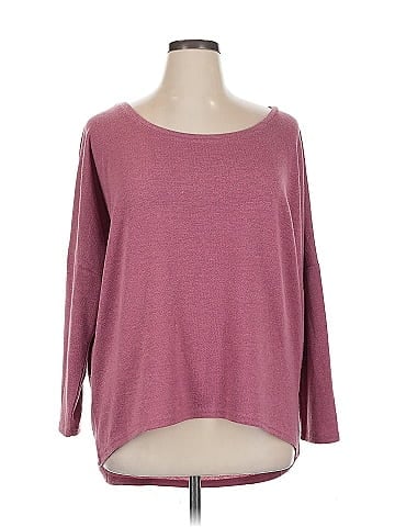 Uget 3/4 Sleeve T-Shirt (view 1)
