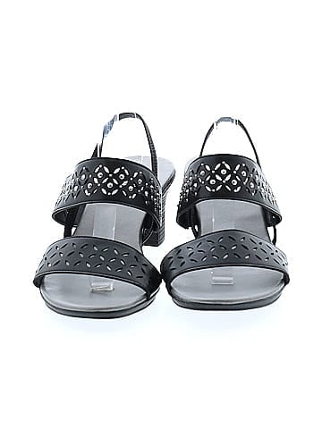 Judith Heels (view 2)