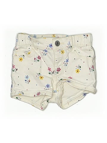 Gap Shorts (view 1)