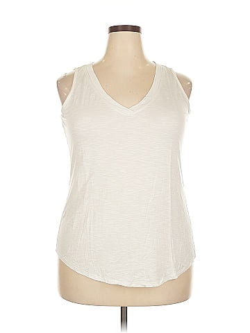 24/7 Maurices Sleeveless T-Shirt (view 1)
