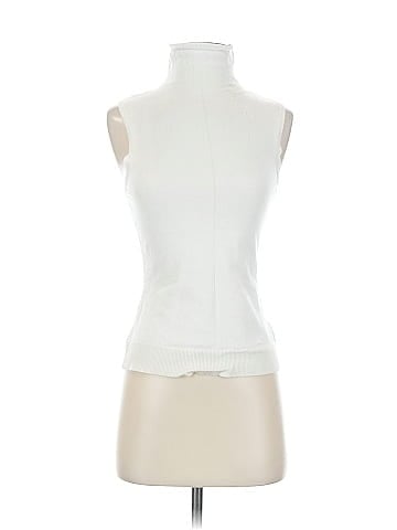 Scoop Sleeveless Blouse (view 1)