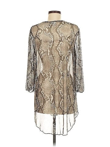 Jordan Taylor 3/4 Sleeve Blouse (view 2)