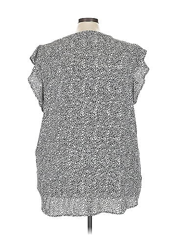 Apt. 9 Short Sleeve Blouse (view 2)