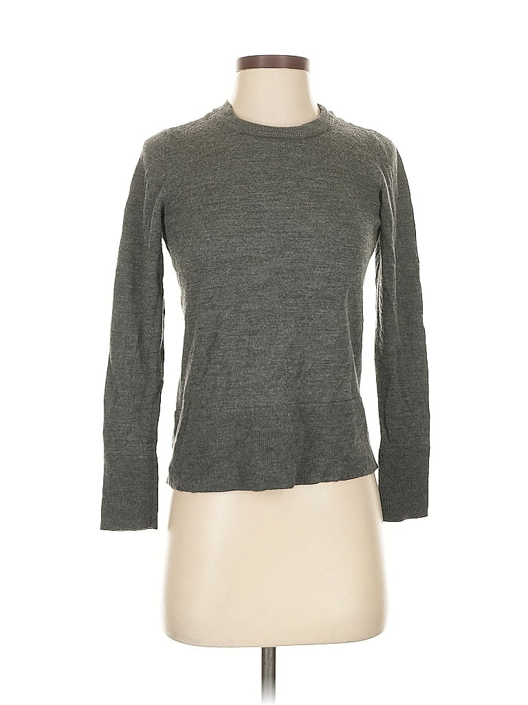 Click to view more detailed imagery on our partner's website Pre-owned Universal Standard Long Sleeve Top Gray Turtleneck Tops
