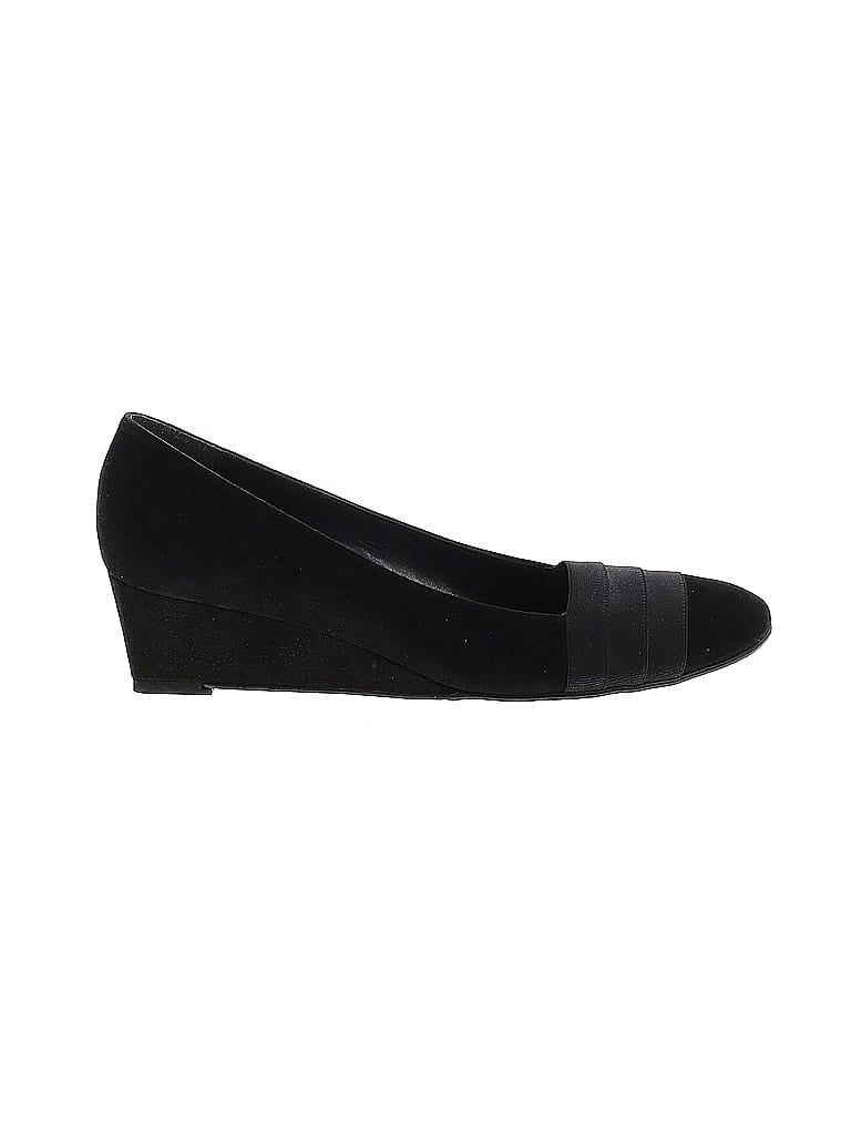 Pre-owned Stuart Weitzman Wedges In Black