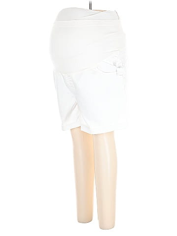 Old Navy - Maternity Shorts (view 1)