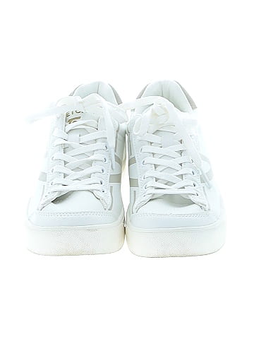 Tretorn Sneakers (view 2)