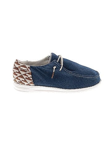 Unbranded Flats (view 1)