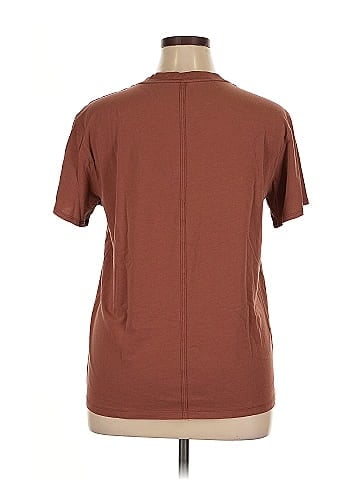 Lululemon Athletica Short Sleeve T-Shirt (view 2)