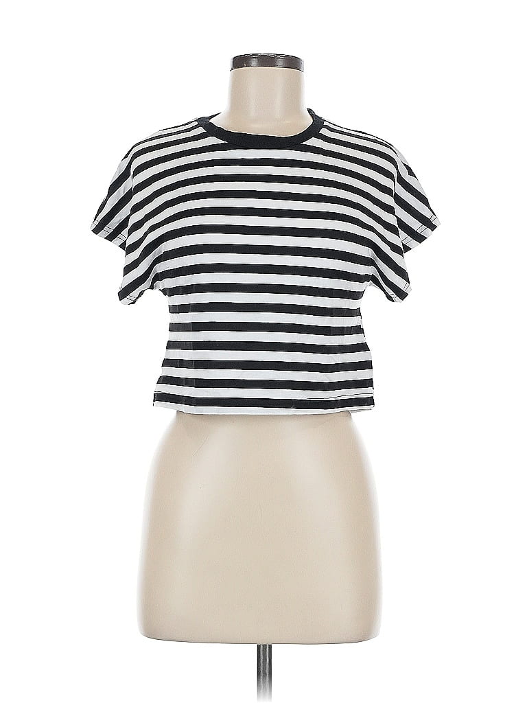 Pre-owned Boohoo Short Sleeve T-shirt In Black