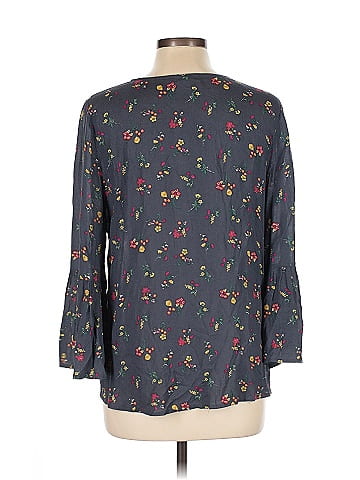 Eyeshadow 3/4 Sleeve Blouse (view 2)