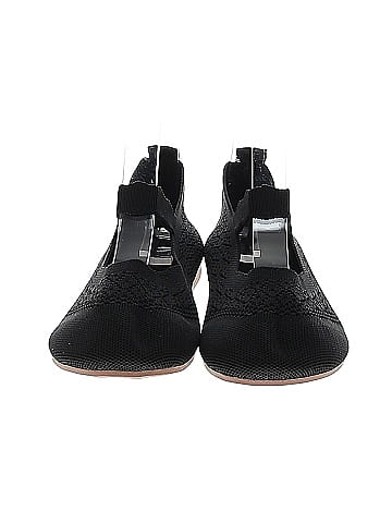 Unbranded Flats (view 2)