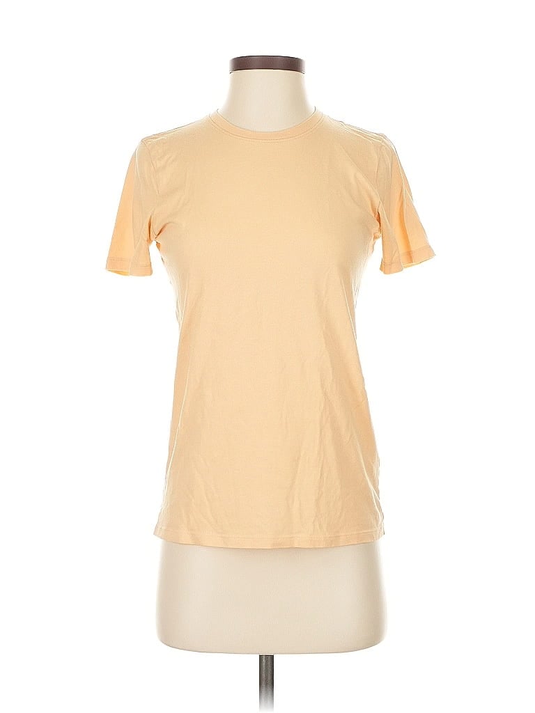 Click to view more detailed imagery on our partner's website Pre-owned Everlane Short Sleeve T-shirt In Gold