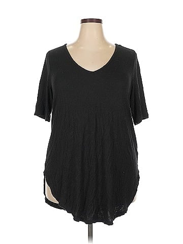 Torrid Short Sleeve T-Shirt (view 1)