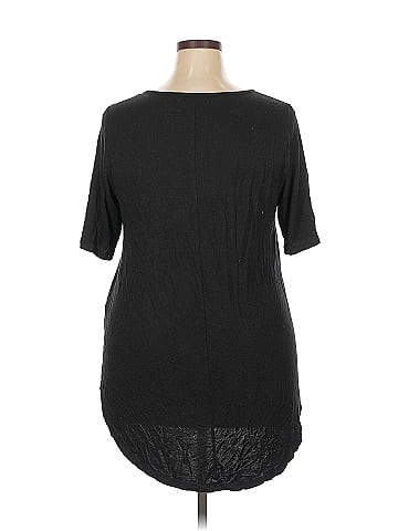 Torrid Short Sleeve T-Shirt (view 2)