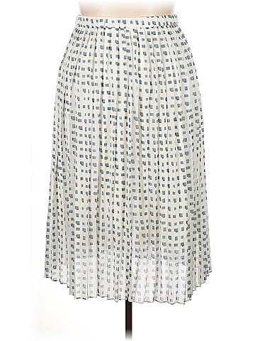 Uniqlo Casual Skirt (view 2)