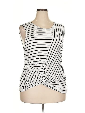 Zenana Sleeveless Top (view 1)