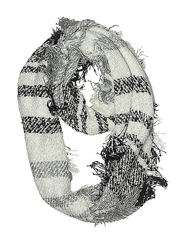 Collection 18 Scarf (view 1)