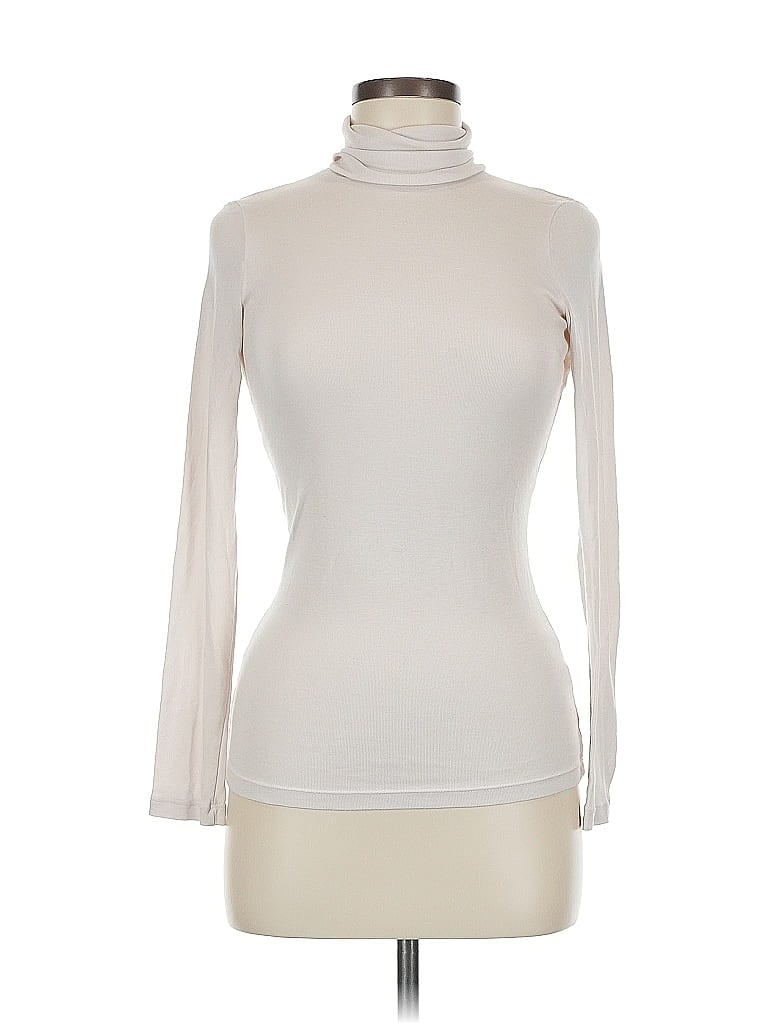 Click to view more detailed imagery on our partner's website Pre-owned Splendid Long Sleeve Turtleneck In White