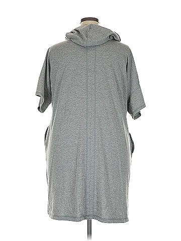 Cable & Gauge Poncho (view 2)
