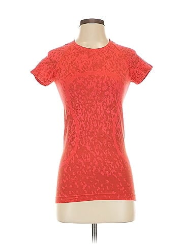 Lululemon Athletica Active T-Shirt (view 1)