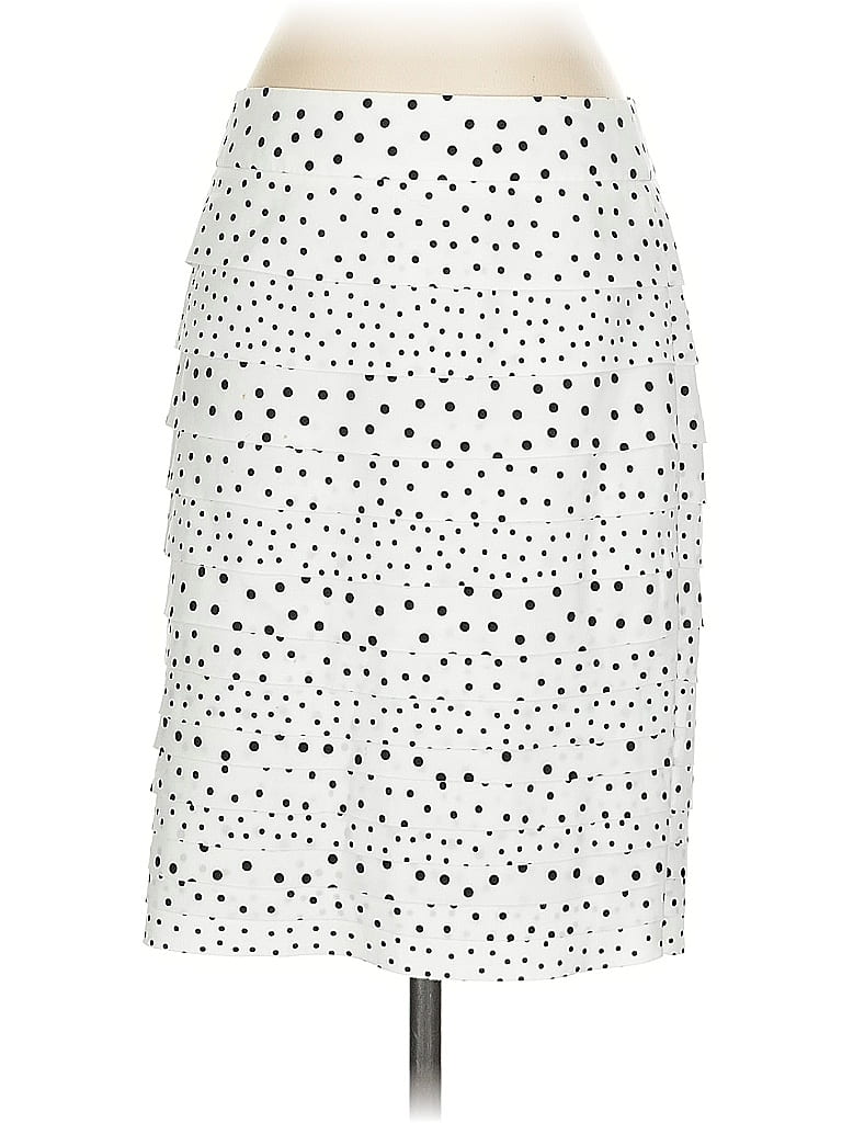 Pre-owned White House Black Market Casual Skirt In White