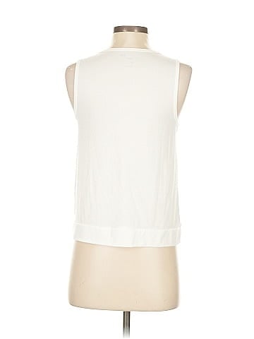 Gap Fit Sleeveless T-Shirt (view 2)